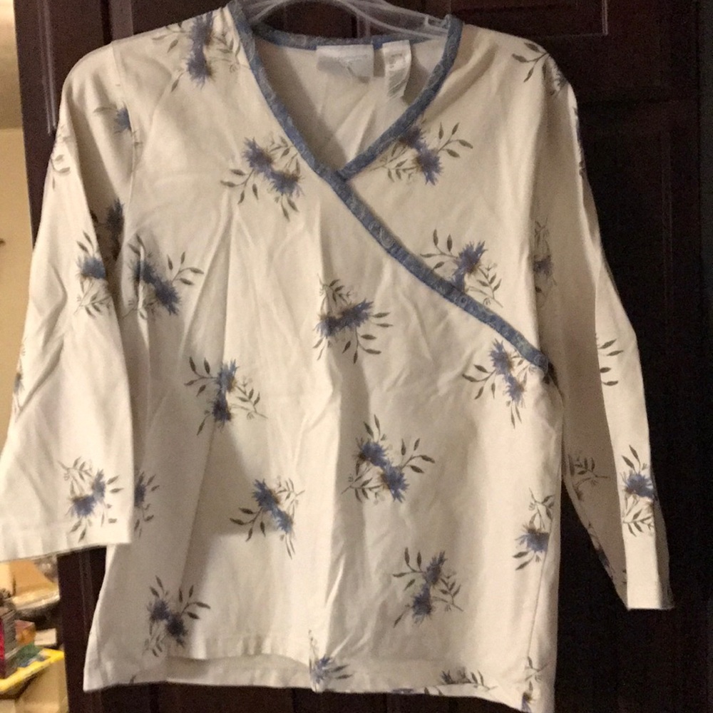 Liz Claiborne top